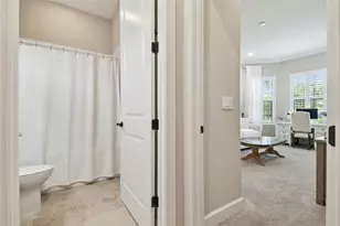 8621 Grand Alberato Rd, Tampa, FL 33647 - Photo 20
