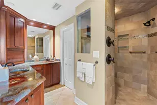 1 Beach Dr SE, Saint Petersburg, FL 33701 - Photo 32
