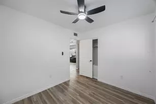 8946 93rd St, Seminole, FL 33777 - Photo 24