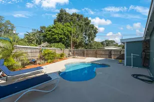 8946 93rd St, Seminole, FL 33777 - Photo 38