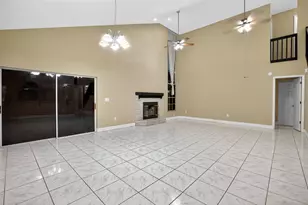 12004 W Pond Way, Tampa, FL 33635 - Photo 6