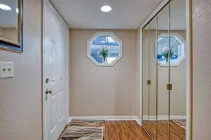 9200 Park Blvd, Seminole, FL 33777 - Photo 34