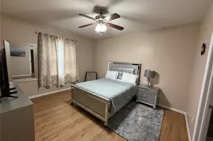 434 Kings Path Dr, Seffner, FL 33584 - Photo 10