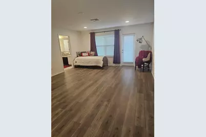 2450 Sunny Pebble Loop, Zephyrhills, FL 33540 - Photo 30