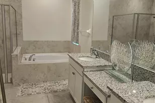 2450 Sunny Pebble Loop, Zephyrhills, FL 33540 - Photo 32