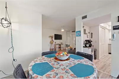 6100 12th Street S #221, Saint Petersburg, FL 33705 - Photo 18