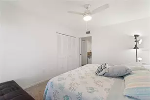 6100 12th St S, Saint Petersburg, FL 33705 - Photo 8