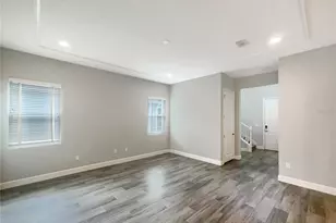 705 Winterside Dr, Apollo Beach, FL 33572 - Photo 4