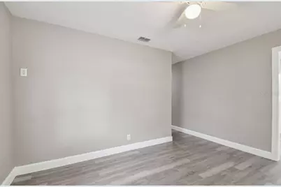 803 W Warren Street, Plant City, FL 33563 - Photo 8