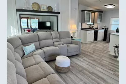 6803 Mount Pleasant Road NE #33, Saint Petersburg, FL 33702 - Photo 6