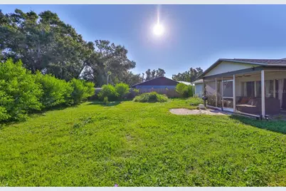 1219 70th Drive E, Sarasota, FL 34243 - Photo 24