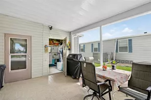 408 Villa Nueva Cir, North Port, FL 34287 - Photo 4