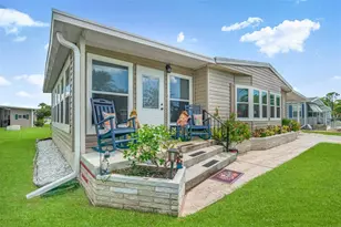 408 Villa Nueva Cir, North Port, FL 34287 - Photo 2