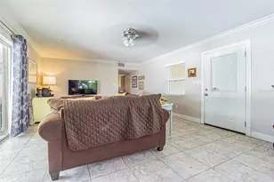 912 Riverside Dr, Tarpon Springs, FL 34689 - Photo 24