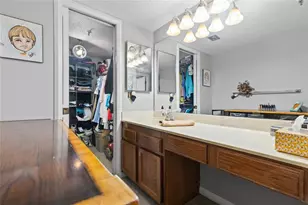 5950 Pelican Bay Plaza S, Gulfport, FL 33707 - Photo 24