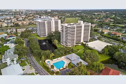 5950 Pelican Bay Plaza S #705, Gulfport, FL 33707 - Photo 14