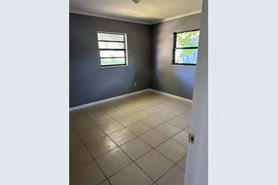 703 S Castle Court, Tampa, FL 33612 - Photo 6