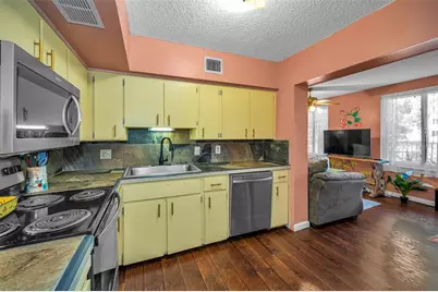 2402 Ecuadorian Way #10, Clearwater, FL 33763 - Photo 12
