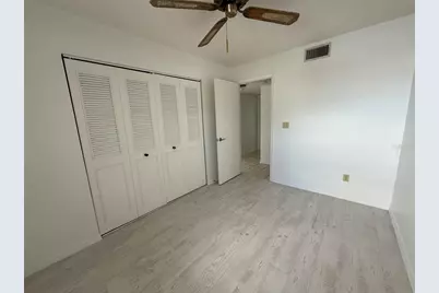 145 116th Avenue #303, Treasure Island, FL 33706 - Photo 18