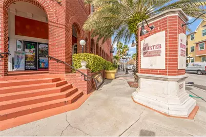 1810 E Palm Avenue #5207, Tampa, FL 33605 - Photo 2