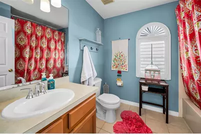 1033 Bella Vista Drive NE, Saint Petersburg, FL 33702 - Photo 32