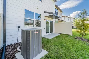 6174 Daerr Rdg St, Zephyrhills, FL 33542 - Photo 32