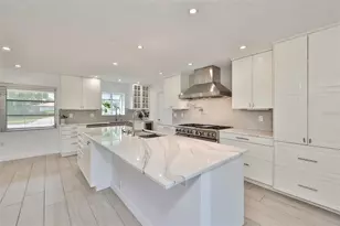 4713 Dover St NE, Saint Petersburg, FL 33703 - Photo 12