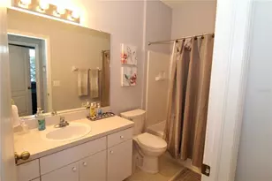 704 Tremont Greens Ln, Sun City Center, FL 33573 - Photo 24