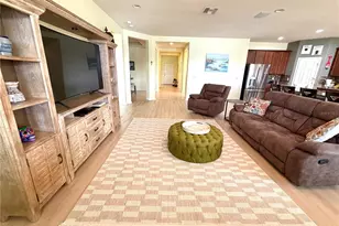 1516 Yale Castle Ct, Ruskin, FL 33570 - Photo 14