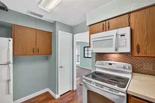 4720 Coquina Key Dr SE, Saint Petersburg, FL 33705 - Photo 20