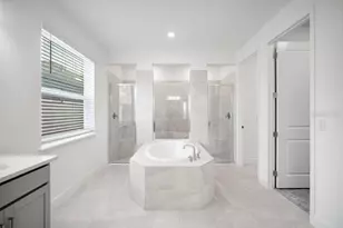 1685 Trailhead Ln, Zephyrhills, FL 33541 - Photo 10