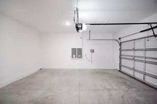 1685 Trailhead Ln, Zephyrhills, FL 33541 - Photo 32