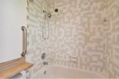 8423 Seminole Boulevard #103, Seminole, FL 33772 - Photo 40