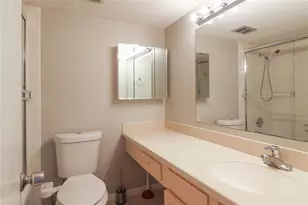 7400 Sun Island Dr S, South Pasadena, FL 33707 - Photo 26
