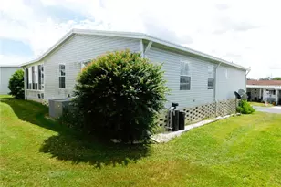 37707 El Sol Ave, Zephyrhills, FL 33541 - Photo 4