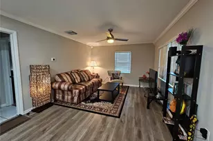 2117 Ivey Ln, Lakeland, FL 33815 - Photo 4