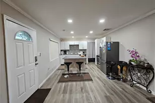 2117 Ivey Ln, Lakeland, FL 33815 - Photo 2