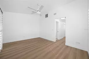 9410 Tara Cay Ct, Seminole, FL 33776 - Photo 44