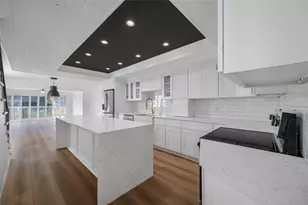 9410 Tara Cay Ct, Seminole, FL 33776 - Photo 14