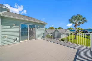 9410 Tara Cay Ct, Seminole, FL 33776 - Photo 48