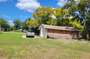 38606 Calumet Ave, Zephyrhills, FL 33542 - Photo 24