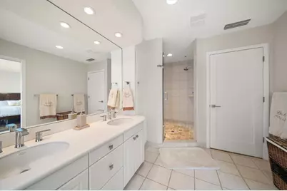 2813 W Hawthorne Road #2813, Tampa, FL 33611 - Photo 24