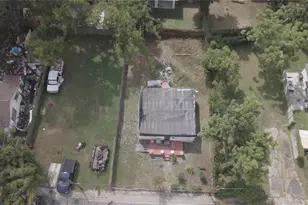 3505 E 23rd Ave, Tampa, FL 33605 - Photo 2