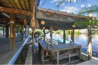 9914 Alavista Drive, Gibsonton, FL 33534 - Photo 44