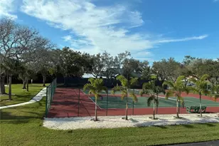 1150 Rue Des Reines, South Pasadena, FL 33707 - Photo 4