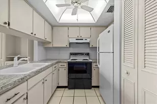 1250 S Pinellas Ave, Tarpon Springs, FL 34689 - Photo 10