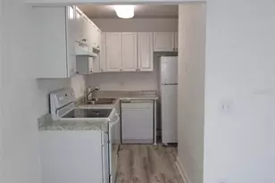 13831 Orange Sunset Dr, Tampa, FL 33618 - Photo 8