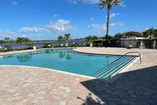 13831 Orange Sunset Dr, Tampa, FL 33618 - Photo 20