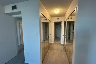400 Island Way, Clearwater Beach, FL 33767 - Photo 8