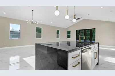 2839 60th Avenue N, Saint Petersburg, FL 33714 - Photo 14